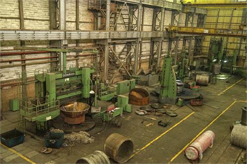 توان پوشش کامل ماشینکاری قطعات سبک تا سنگین  در کارگاه های آذرآب