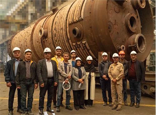 بازدید صاحبان صنایع شهرک‌های صنعتی تهران از شرکت صنایع آذرآب