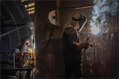 انتشار گزارش عملکرد ماهانه شرکت صنایع آذرآب در آذرماه 1404