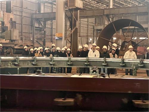 بازدید دانشجویان مهندسی کامپیوتر دانشگاه آزاد اسلامی واحد محلات از شرکت آذرآب